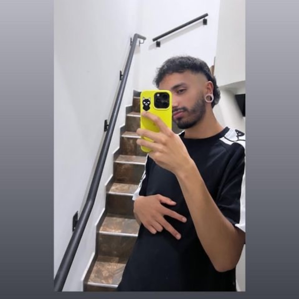 Meet your Posher, Camilo